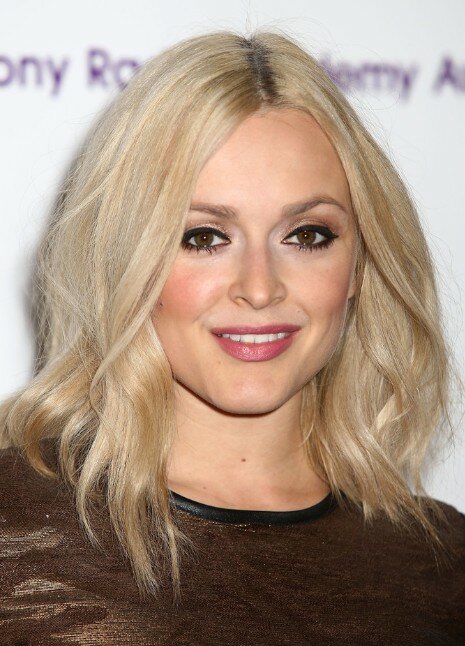 fearne-cotton-volosy-do-plech